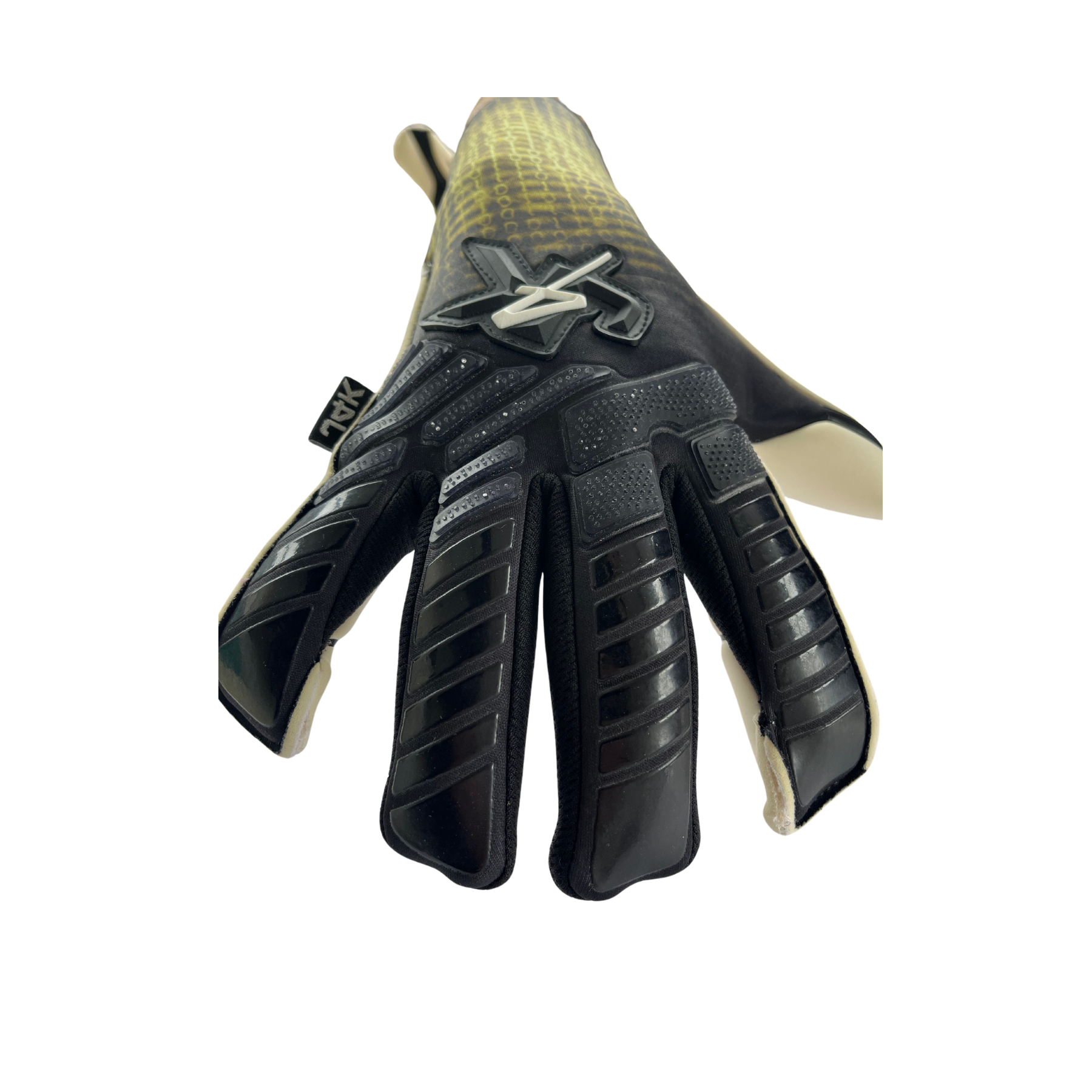 EliteXTN Premier Hybrid Cut